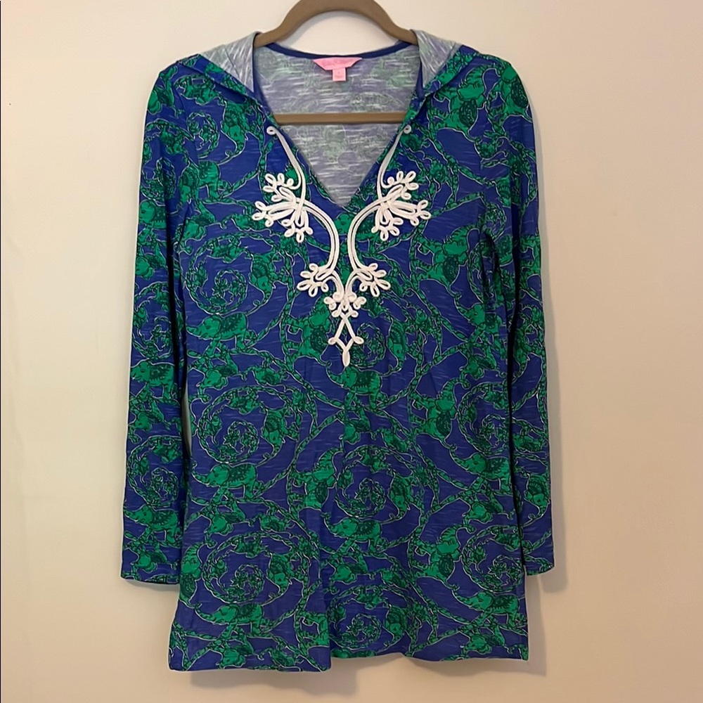 Lilly Pulitzer Blue and Green Patterned Hooded Shirt